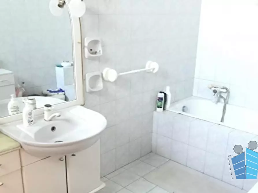 Immagine 14 di Casa bifamiliare in vendita  in via san pio X a Squinzano