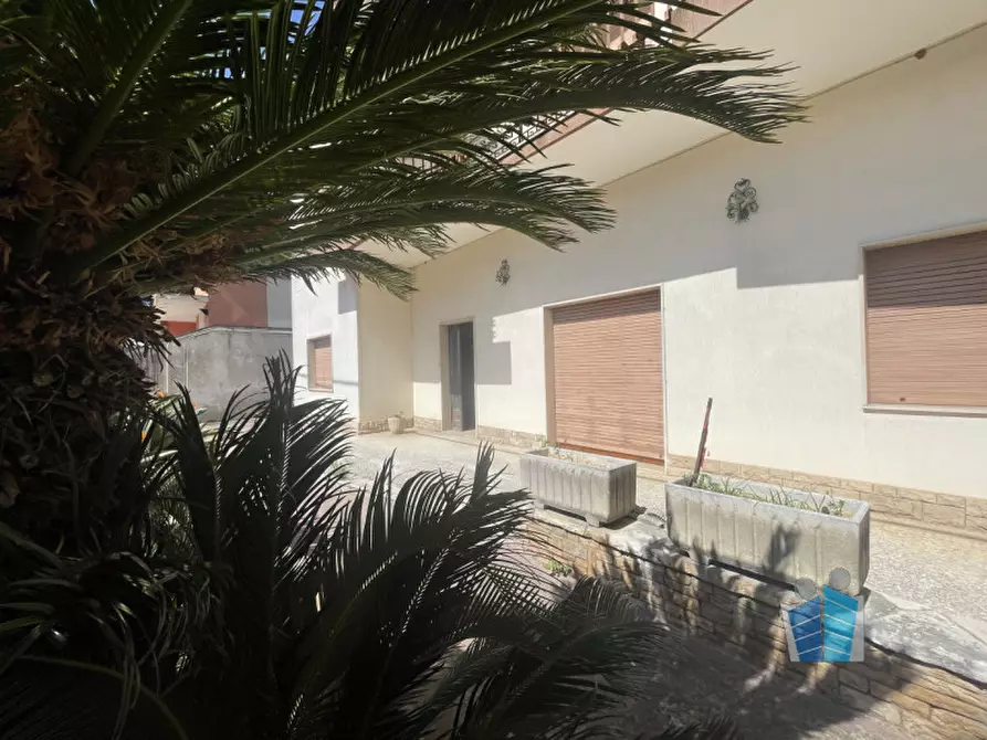 Immagine 26 di Casa bifamiliare in vendita  in via san pio X a Squinzano