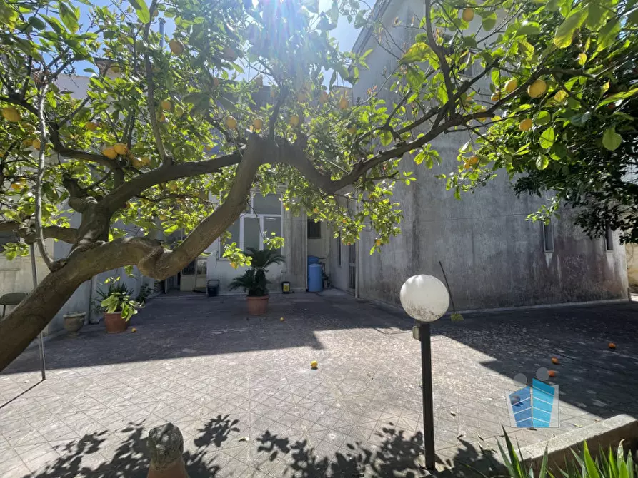 Immagine 27 di Casa bifamiliare in vendita  in via san pio X a Squinzano