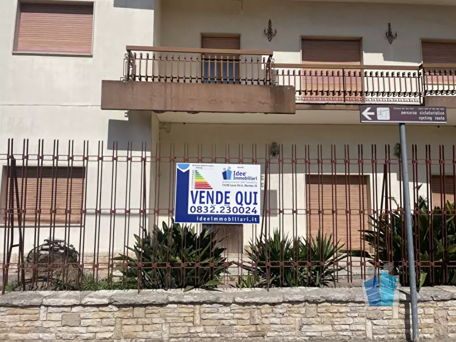 Immagine 32 di Casa bifamiliare in vendita  in via san pio X a Squinzano