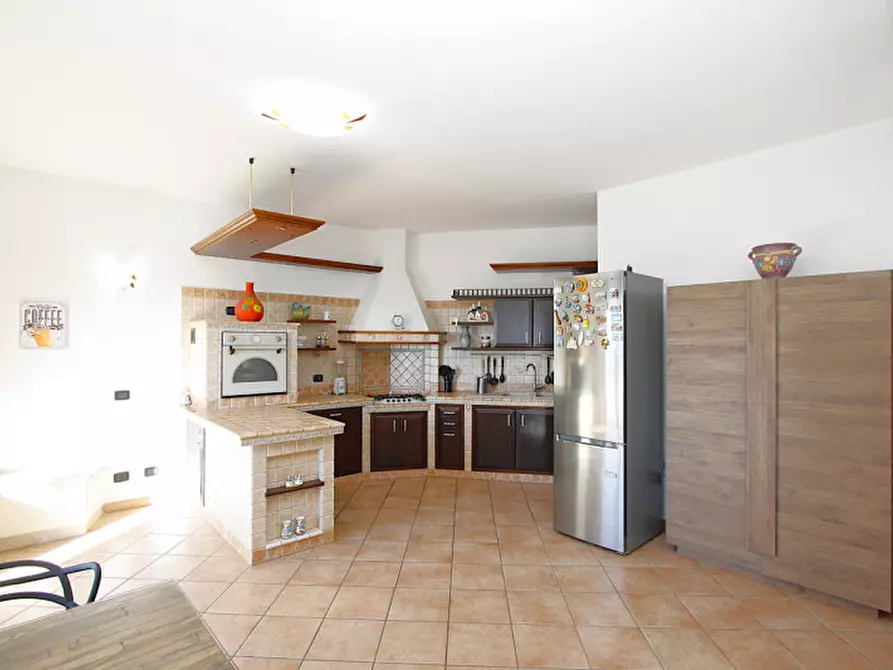 Immagine 7 di Appartamento in vendita  in Via Don Gnocchi a Parabita