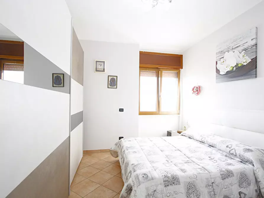 Immagine 16 di Appartamento in vendita  in Via Don Gnocchi a Parabita