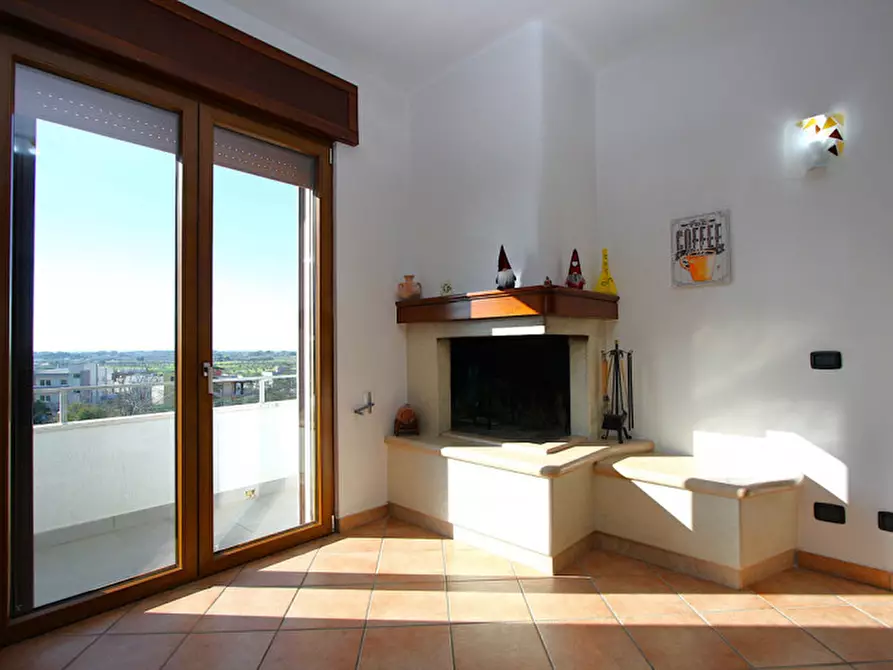 Immagine 24 di Appartamento in vendita  in Via Don Gnocchi a Parabita