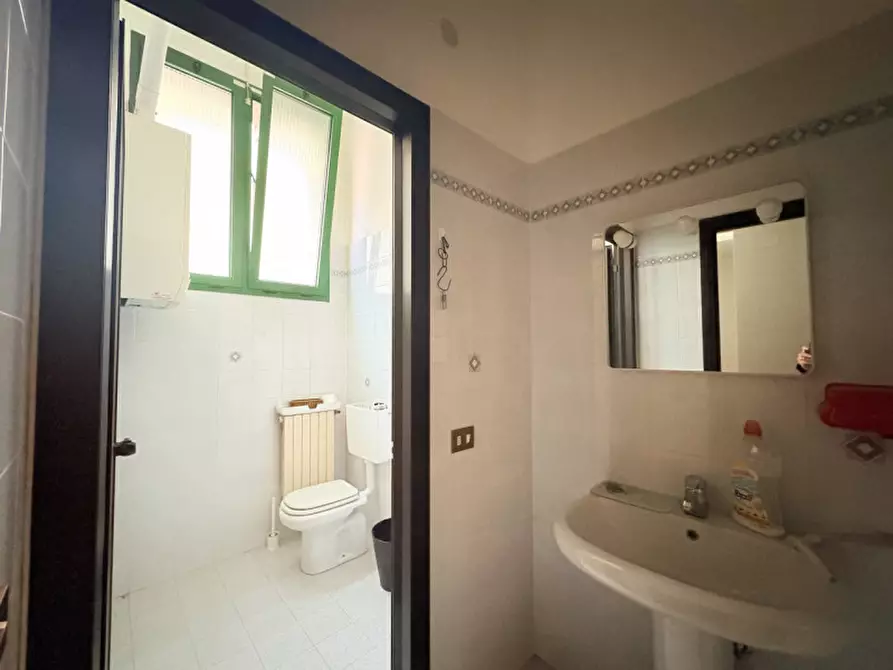 Immagine 6 di Negozio in vendita  in Viale Colli Euganei a Battaglia Terme