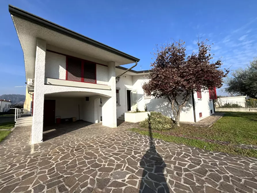 Immagine 3 di Casa indipendente in vendita  a Creazzo