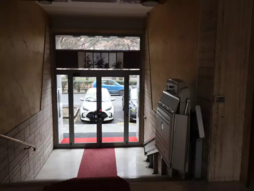 Immagine 31 di Appartamento in vendita  in Viale Lodovico Antonio Muratori a Modena