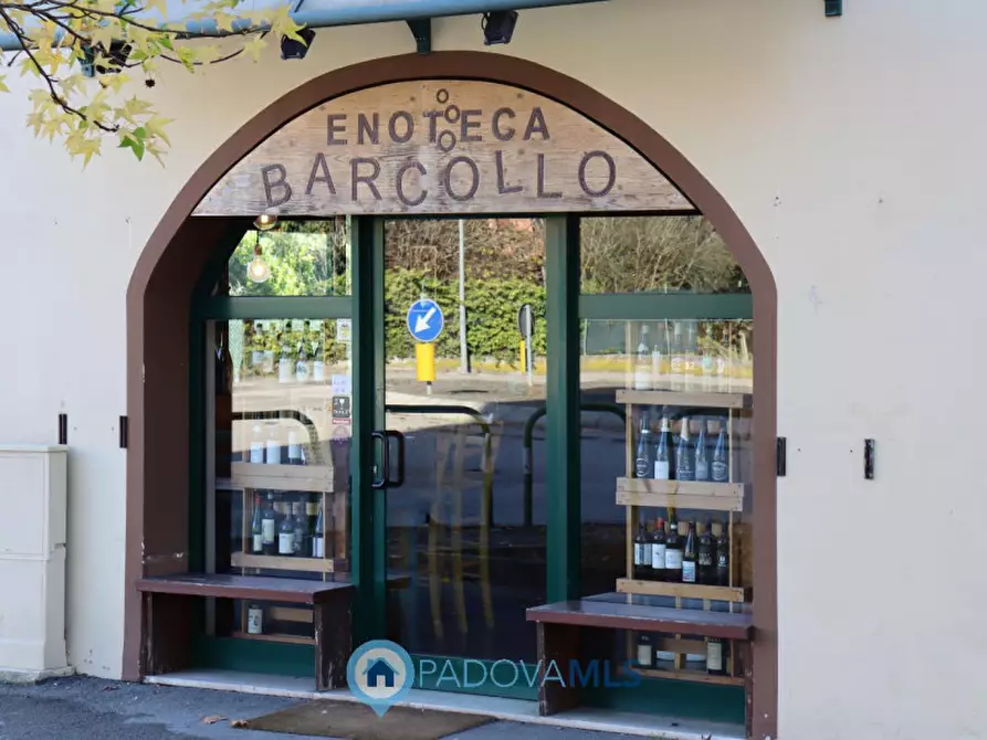 Immagine 1 di Negozio in vendita  in Via Alessandro Guidi, 23 a Padova