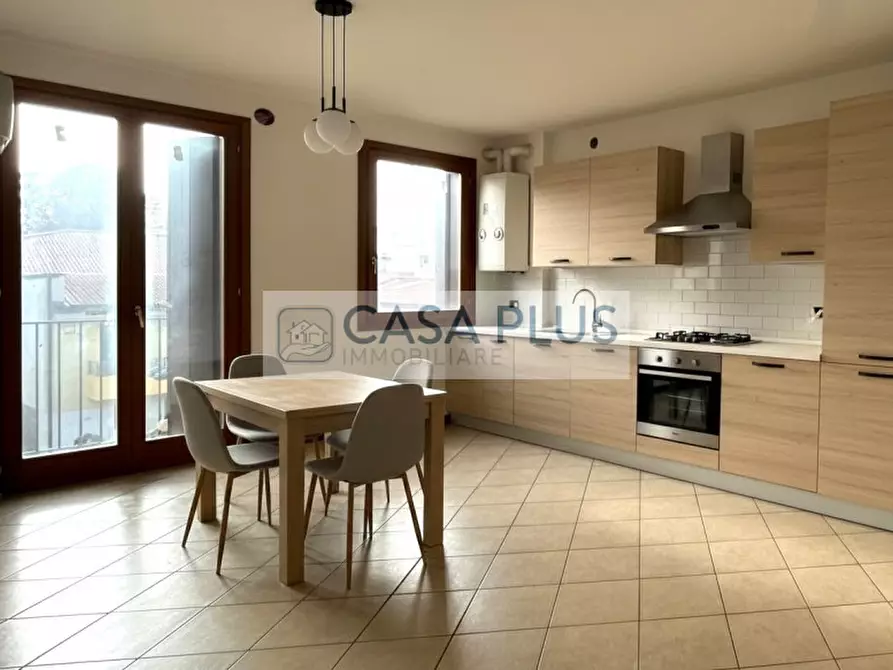 Immagine 2 di Appartamento in vendita  a Rossano Veneto