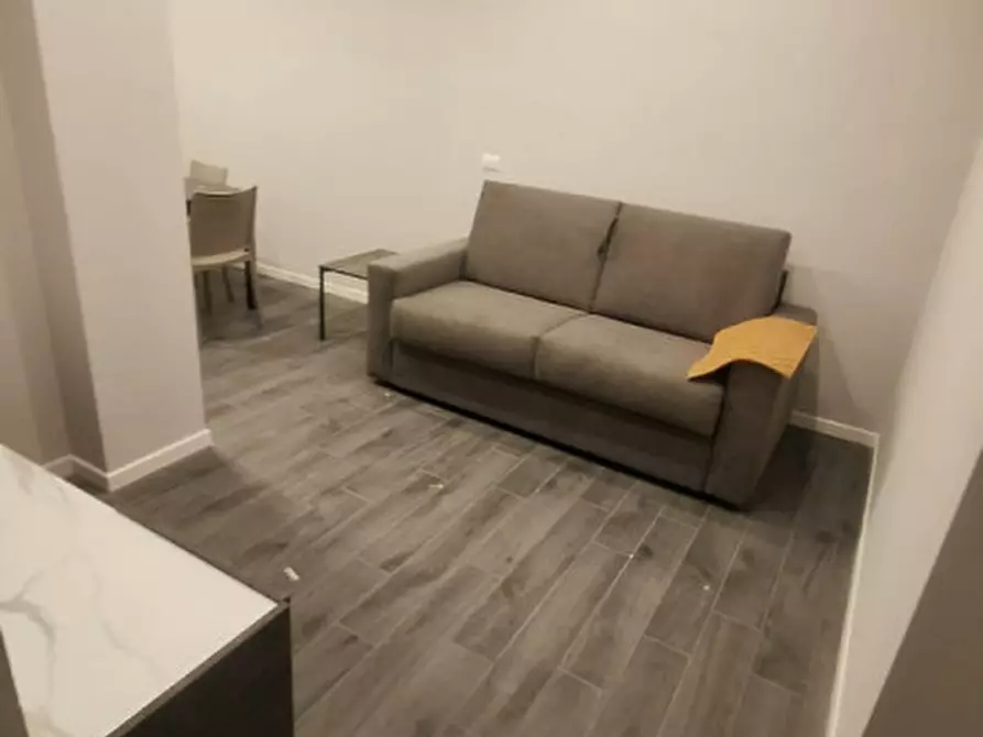 Immagine 15 di Appartamento in affitto  in Viale Mentana, 112 a Parma