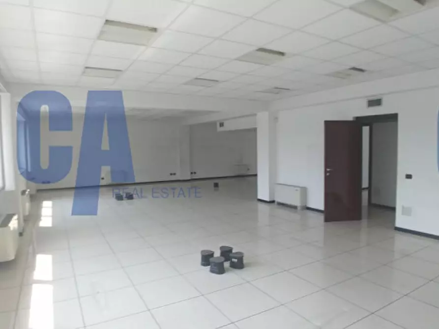 Immagine 5 di Ufficio in affitto  in VIA GROSIO a Milano