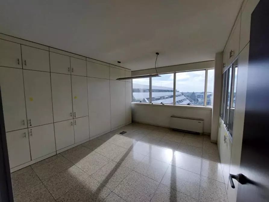 Immagine 6 di Ufficio in vendita  in Via Orzinuovi, 20, 25125 Brescia BS, Italia a Brescia