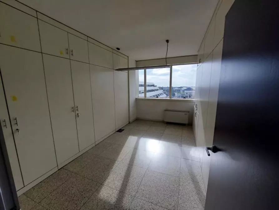 Immagine 7 di Ufficio in vendita  in Via Orzinuovi, 20, 25125 Brescia BS, Italia a Brescia