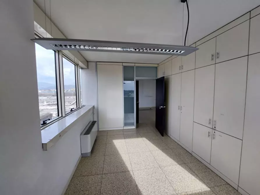 Immagine 9 di Ufficio in vendita  in Via Orzinuovi, 20, 25125 Brescia BS, Italia a Brescia