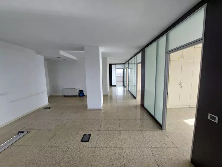 Immagine 10 di Ufficio in vendita  in Via Orzinuovi, 20, 25125 Brescia BS, Italia a Brescia