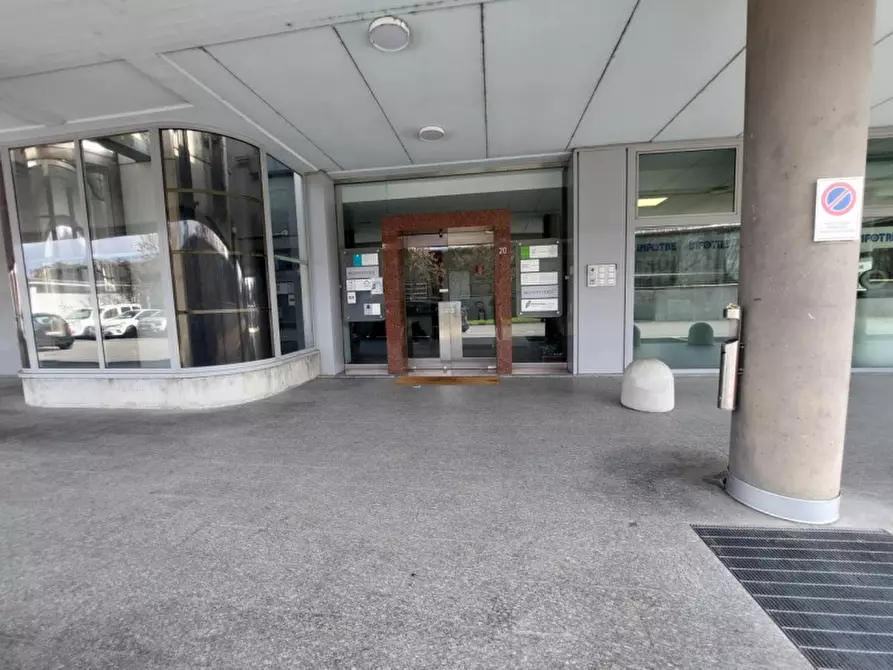 Immagine 19 di Ufficio in vendita  in Via Orzinuovi, 20, 25125 Brescia BS, Italia a Brescia