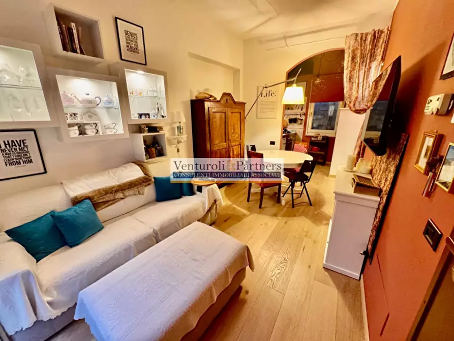 Immagine 3 di Appartamento in vendita  in Via Roma a Desenzano Del Garda