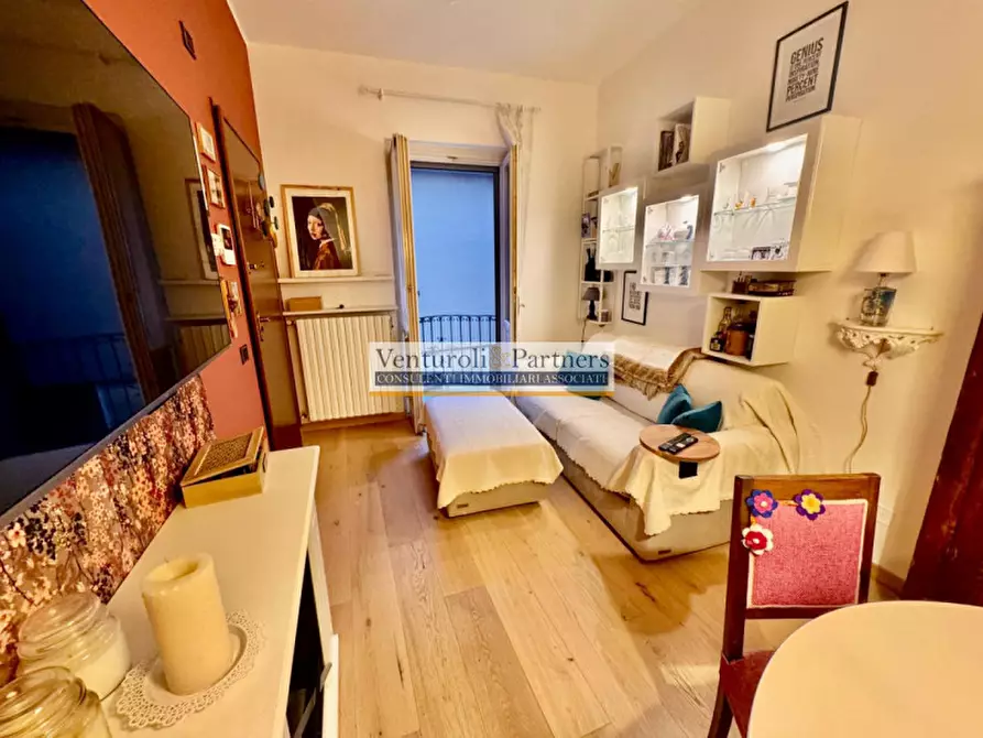 Immagine 4 di Appartamento in vendita  in Via Roma a Desenzano Del Garda