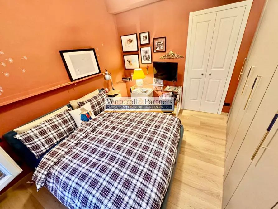 Immagine 7 di Appartamento in vendita  in Via Roma a Desenzano Del Garda