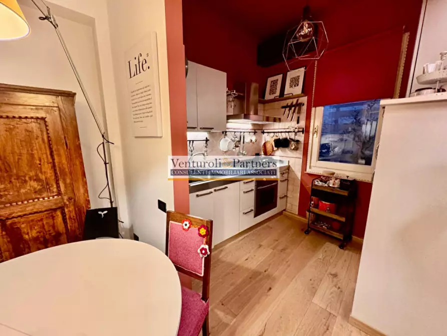 Immagine 12 di Appartamento in vendita  in Via Roma a Desenzano Del Garda