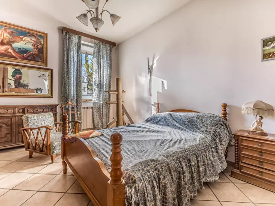 Immagine 11 di Appartamento in vendita  in Via Tuscolana a Roma