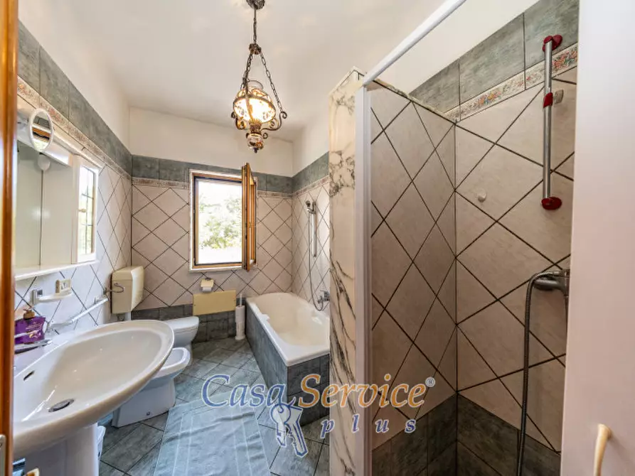 Immagine 7 di Casa bifamiliare in vendita  in Via Vittorio Veneto a Supersano