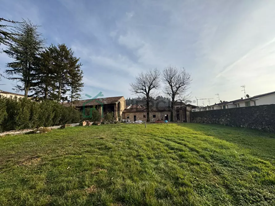 Immagine 7 di Rustico / casale in vendita  in PIAZZA GIACOMO MATTEOTTI a Caldiero