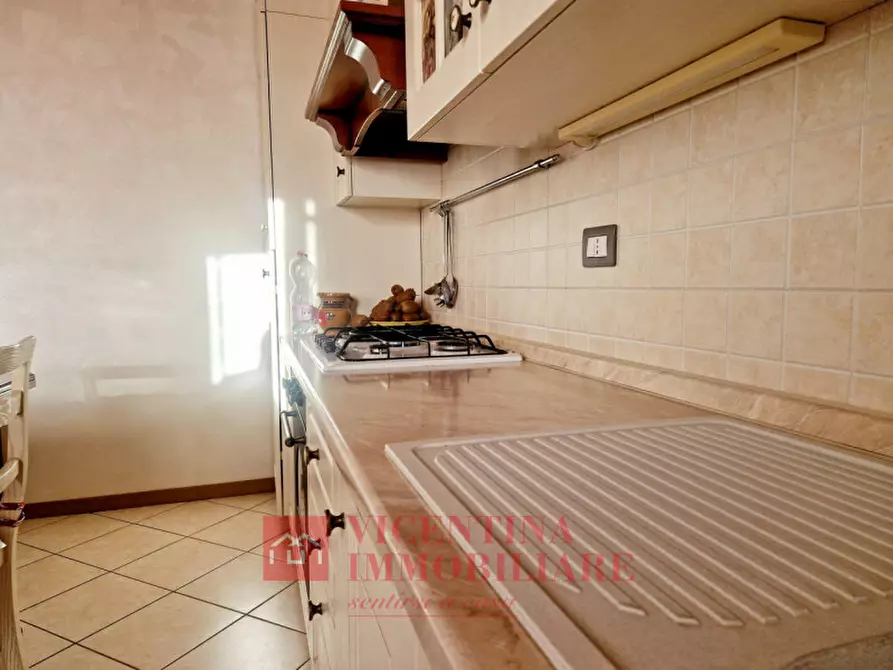 Immagine 7 di Appartamento in vendita  in Via Francesco Petrarca 20 a Barbarano Mossano