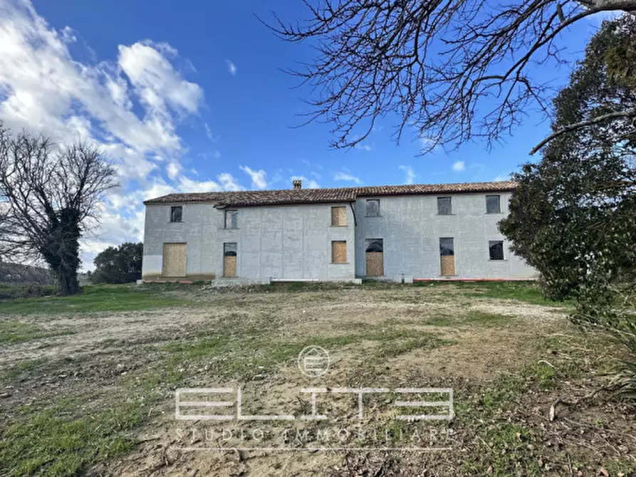 Immagine 4 di Villa in vendita  a Ancona