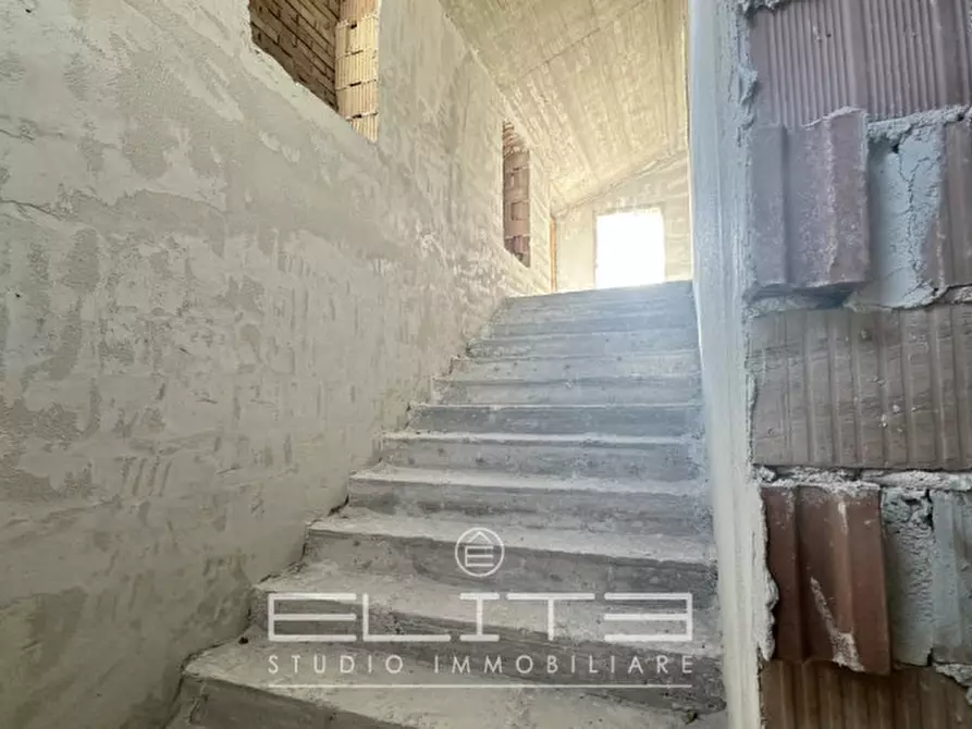 Immagine 16 di Villa in vendita  a Ancona