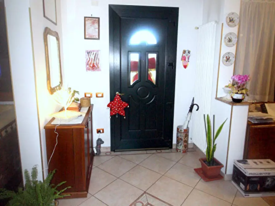 Immagine 2 di Casa indipendente in vendita  in Via Ponterotto a Padova