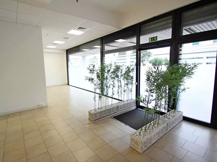 Immagine 1 di Ufficio in vendita  in Via Amalia Vescovo a Pianiga