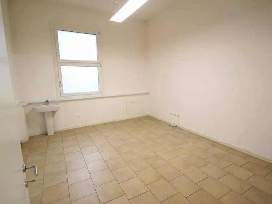 Immagine 9 di Ufficio in vendita  in Via Amalia Vescovo a Pianiga