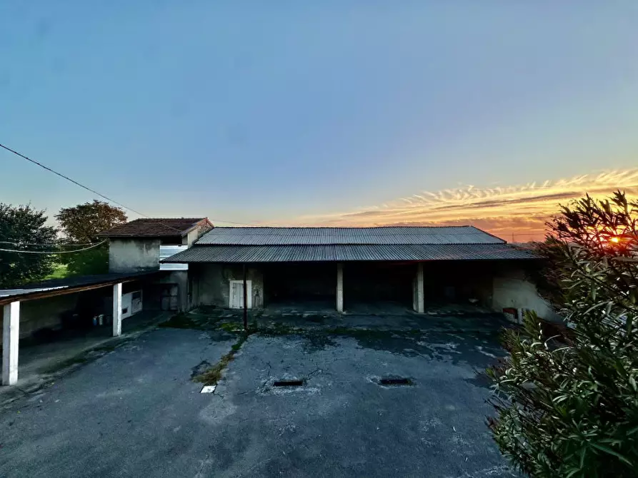 Immagine 1 di Rustico / casale in vendita  in Via bagatte a Bedizzole