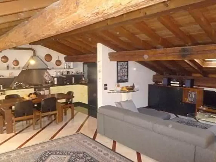 Immagine 3 di Appartamento in affitto  a Verona