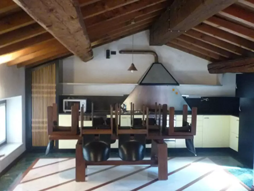 Immagine 4 di Appartamento in affitto  a Verona