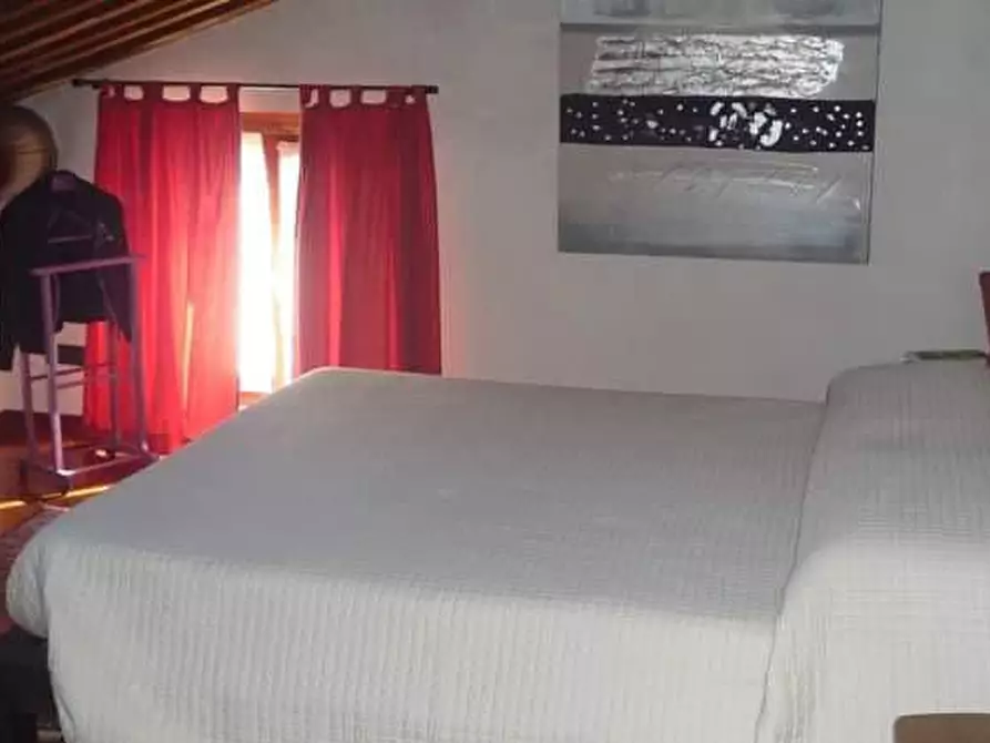 Immagine 6 di Appartamento in affitto  a Verona