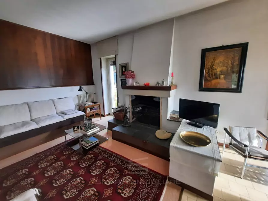 Immagine 4 di Villa in vendita  a Brescia