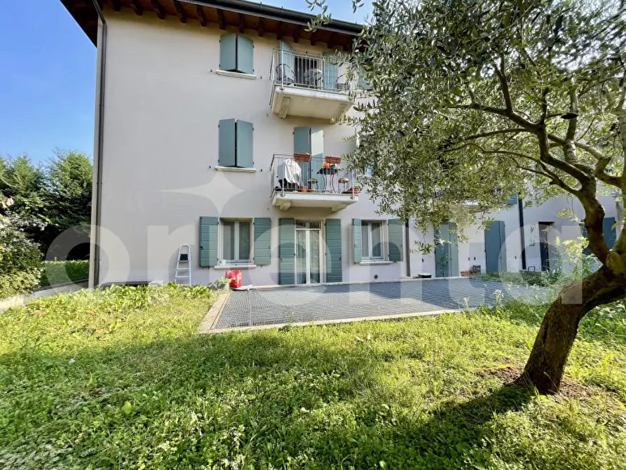 Immagine 21 di Appartamento in vendita  in viale guglielmo marconi 179 a Montichiari