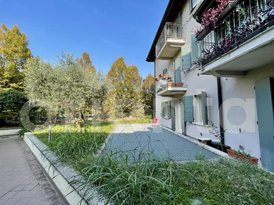 Immagine 22 di Appartamento in vendita  in viale guglielmo marconi 179 a Montichiari