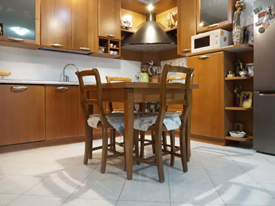 Immagine 9 di Appartamento in vendita  in STRADA PARATOIA, 26 a Parma