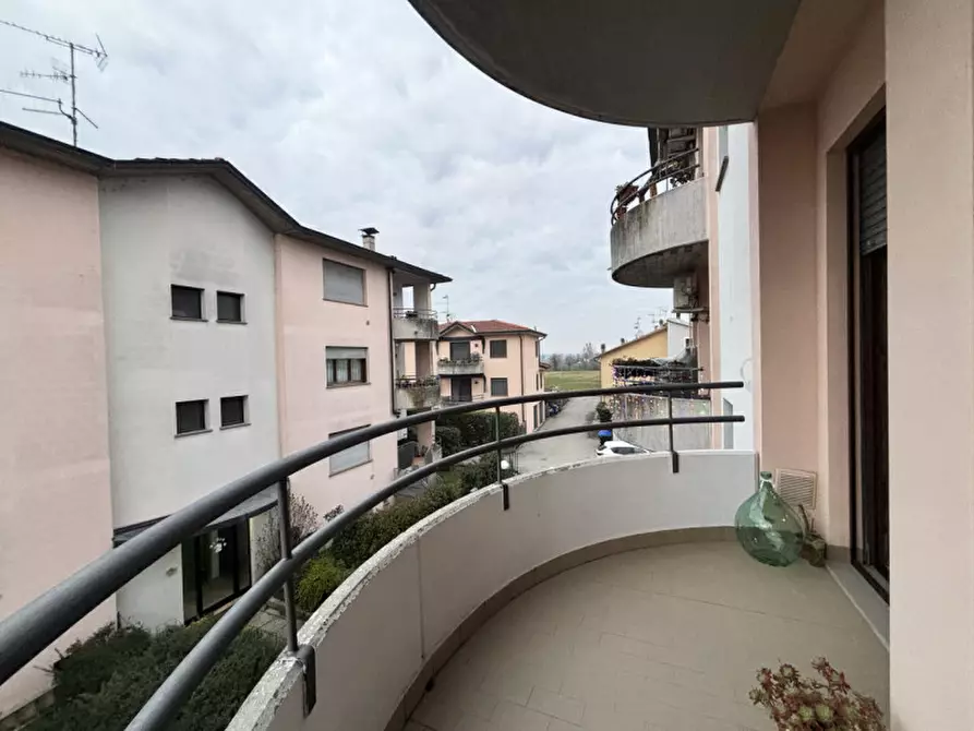 Immagine 14 di Appartamento in vendita  in STRADA PARATOIA, 26 a Parma