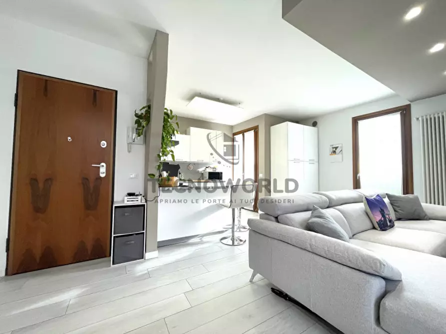 Immagine 6 di Appartamento in vendita  in piazza giuseppe ciscato a Malo