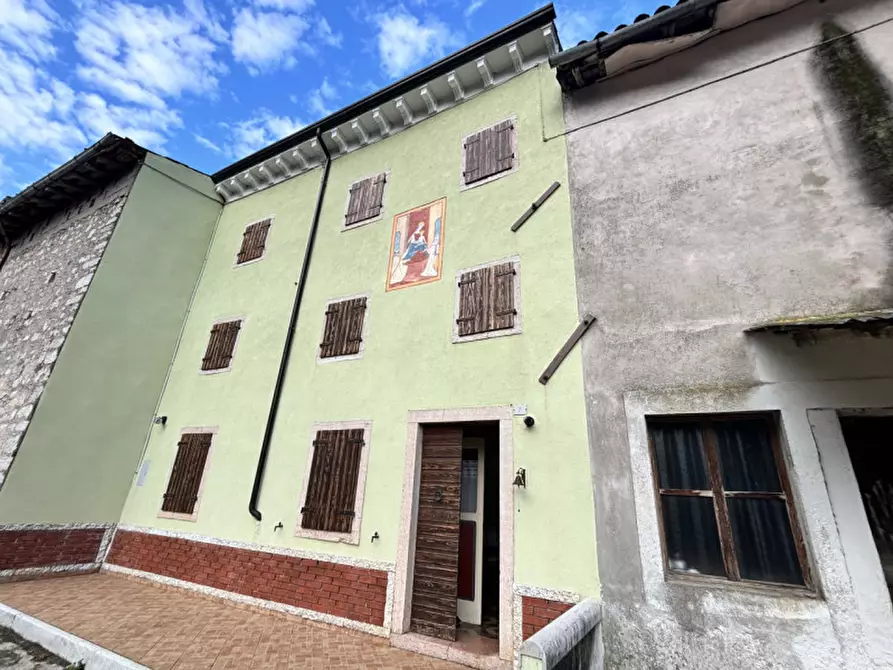 Immagine 2 di Rustico / casale in vendita  in Contrada Xami, 7 a Selva Di Progno