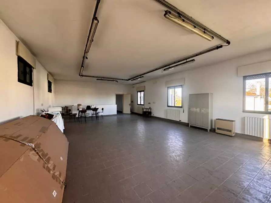 Immagine 11 di Laboratorio in vendita  in Via San Giacomo a Monselice