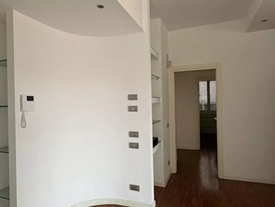 Immagine 4 di Appartamento in vendita  in Piazzale Biancamano a Milano