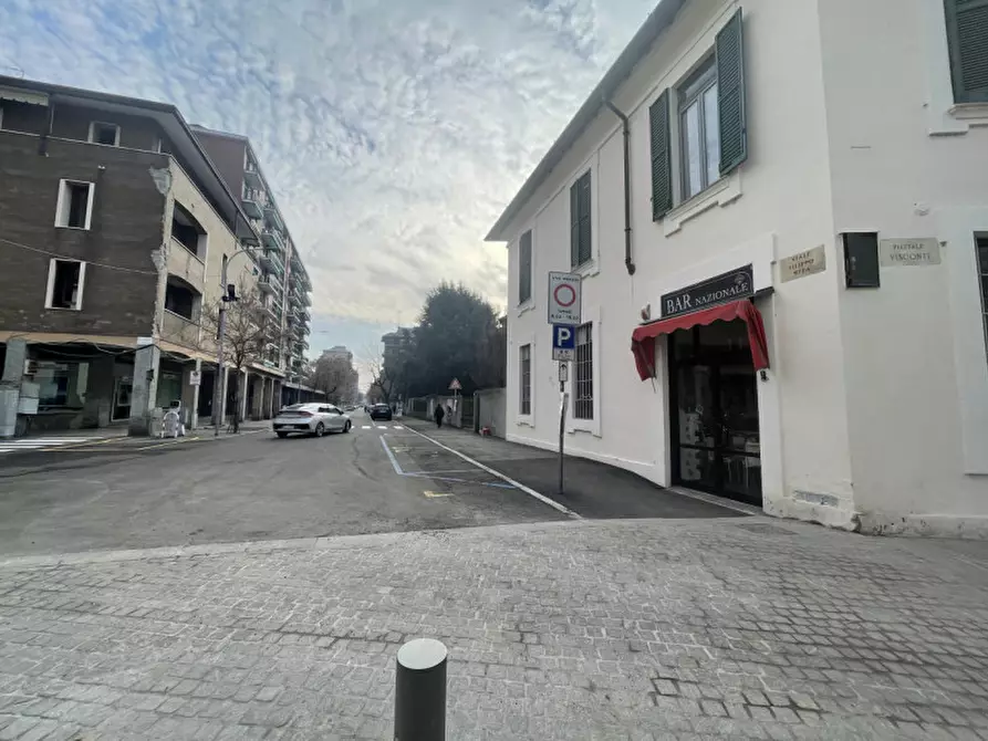 Immagine 4 di Attività commerciale in vendita  in Piazza Visconti 5 a Rho