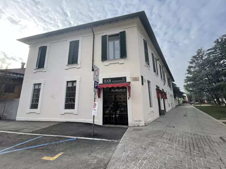 Immagine 5 di Attività commerciale in vendita  in Piazza Visconti 5 a Rho