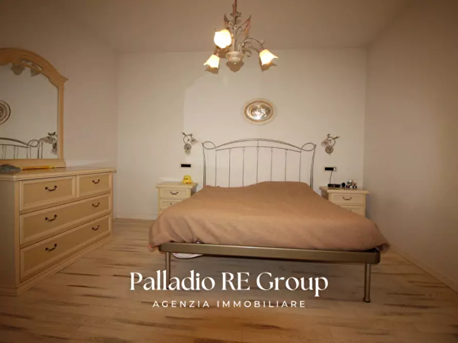 Immagine 16 di Casa bifamiliare in vendita  in Via Europa a Altavilla Vicentina