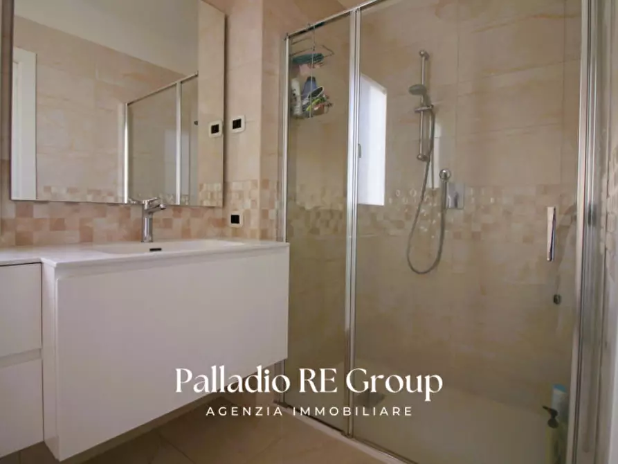 Immagine 20 di Casa bifamiliare in vendita  in Via Europa a Altavilla Vicentina