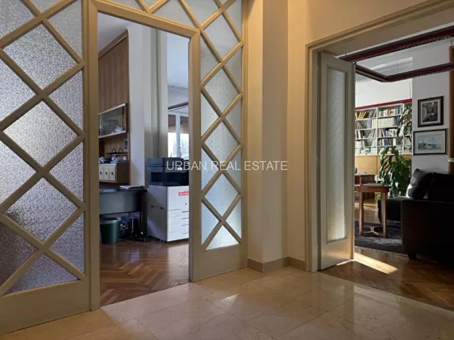 Immagine 1 di Appartamento in vendita  in Via Gioacchino Murat 16 a Trieste